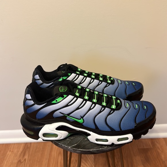 Mens AirMax plus - Picture 2 of 7